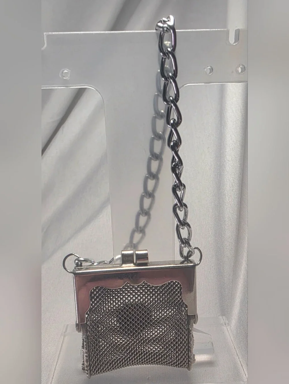 Vintage Seattle Space Needle Silver Mesh Pocket Purse with Chain